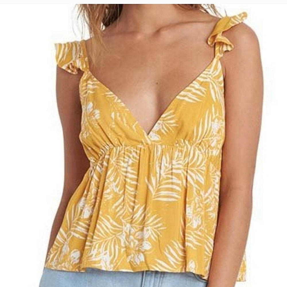 Roxy womens Mineral Yellow Floral Ruffle strap blouse size large